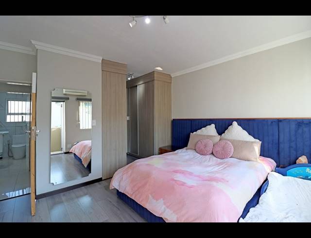 3 BEDROOM TOWNHOUSE FOR SALE IN BRUMA